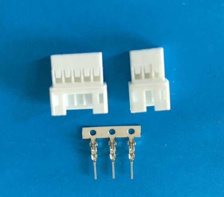 Female Housing / Crimp Contact Wire To Wire Connector 2.0mm Pitch Nylon 66 UL94V-0